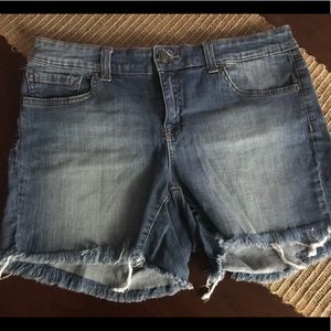 Jessica Simpson cut off denim shorts.
